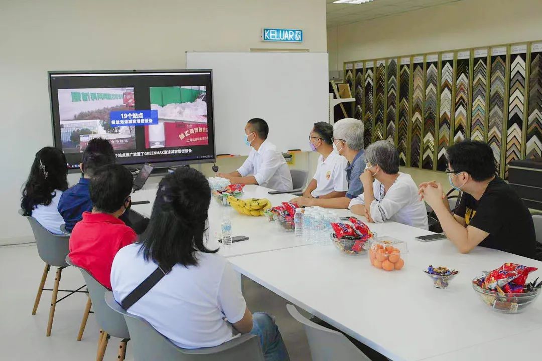 张艳红厂长及游艇会yth206再生伙伴热情接待、就游艇会·yth206(中国)最新官方网站生产、公司及马来西亚工厂的情况做了详细介绍