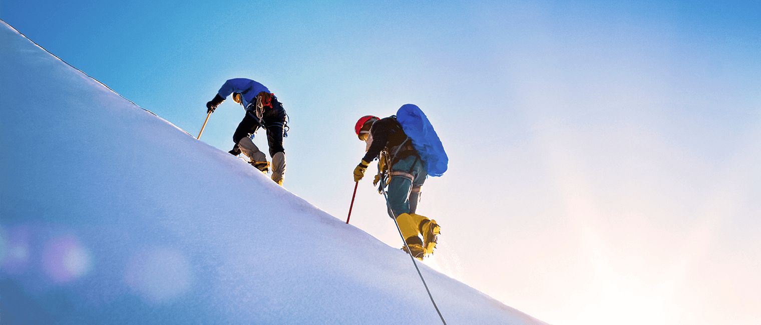 游艇会yth206精神是诚实正直、勤奋刻苦、专业精神、团队合作、成就客户